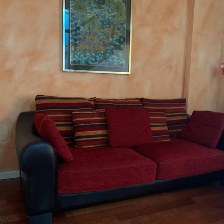 Appartamento Andrew'S House Con Parcheggio Privato Αντζόλα ντελ Εμίλια Εξωτερικό φωτογραφία